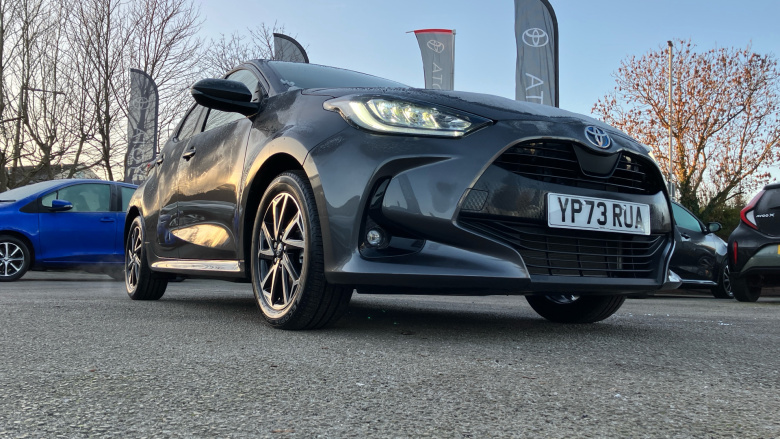 Toyota Yaris 1.5 Hybrid Design 5dr CVT Hybrid Hatchback